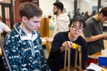 an image of Swinburne students using the Applied Mechanics Lab (Dynamics Lab)