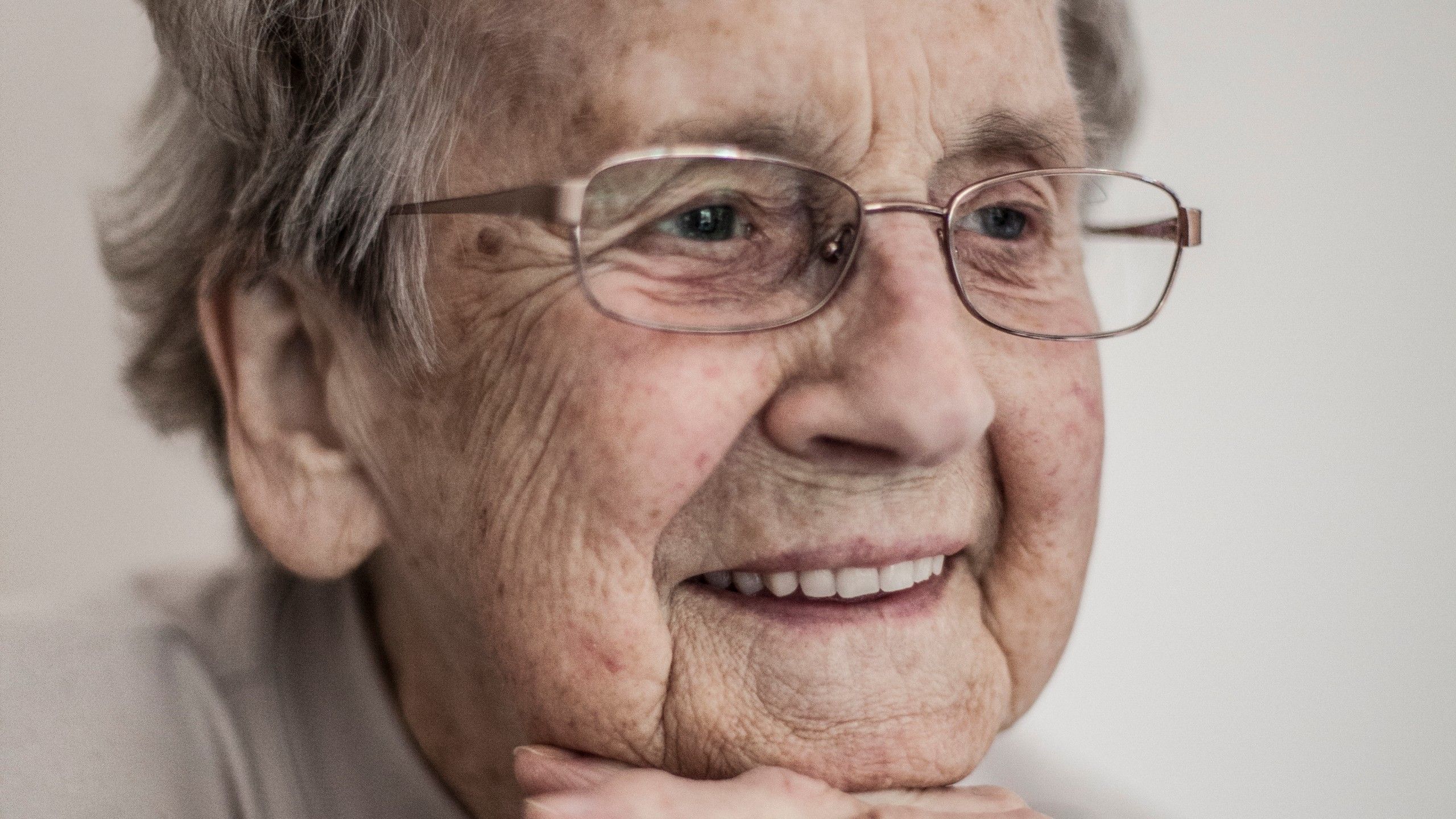 Dr Kath Watson AM, Bachelor of Arts and Diploma of Education alumna and Founder of the Kath Watson Scholarship for Women