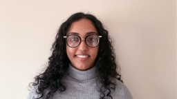 Ruvinie, Bachelor of Media and Communication/Bachelor of Business student